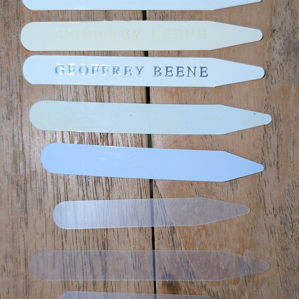 Geoffrey Beene White and Silver Collar Stays Set